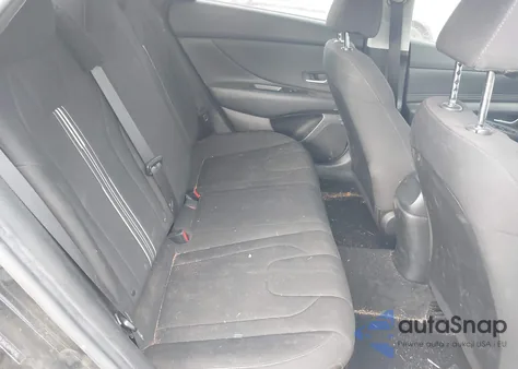 2023 Hyundai Elantra Sel z USA, uszkodzony, nr VIN 5NPLS4AG6PH107545